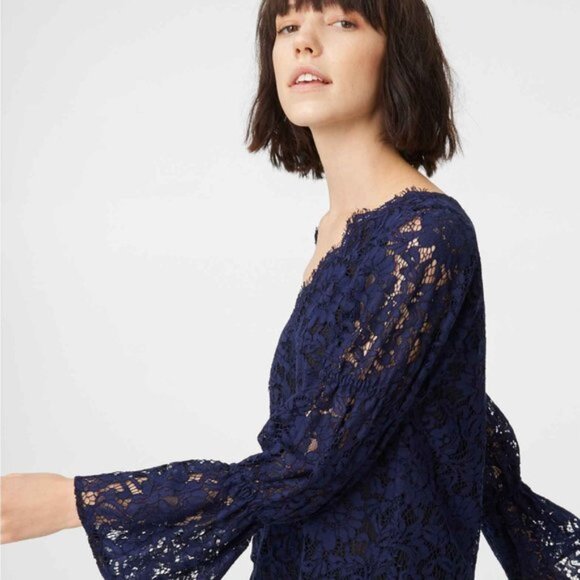 New Club Monaco Jarne Navy Blue Lace V-Neck Blouse - Picture 2 of 9